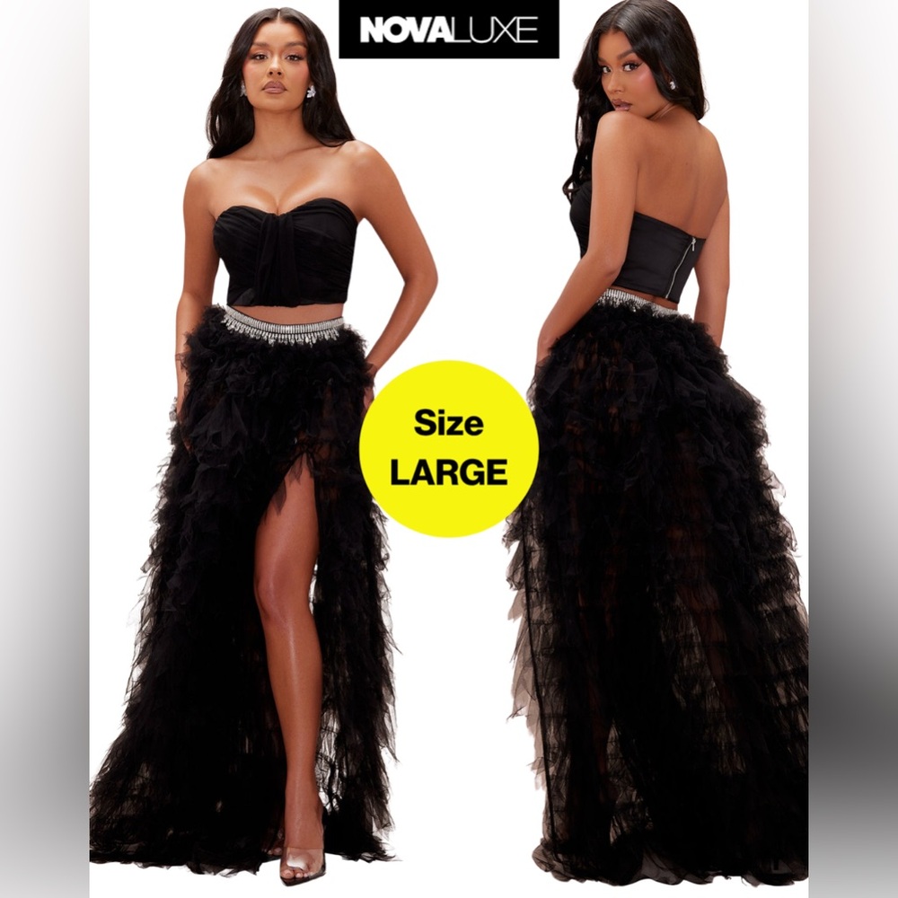 NEW 🖤 FASHION NOVA LUXE Black Strapless Feathered Two-Piece Gown